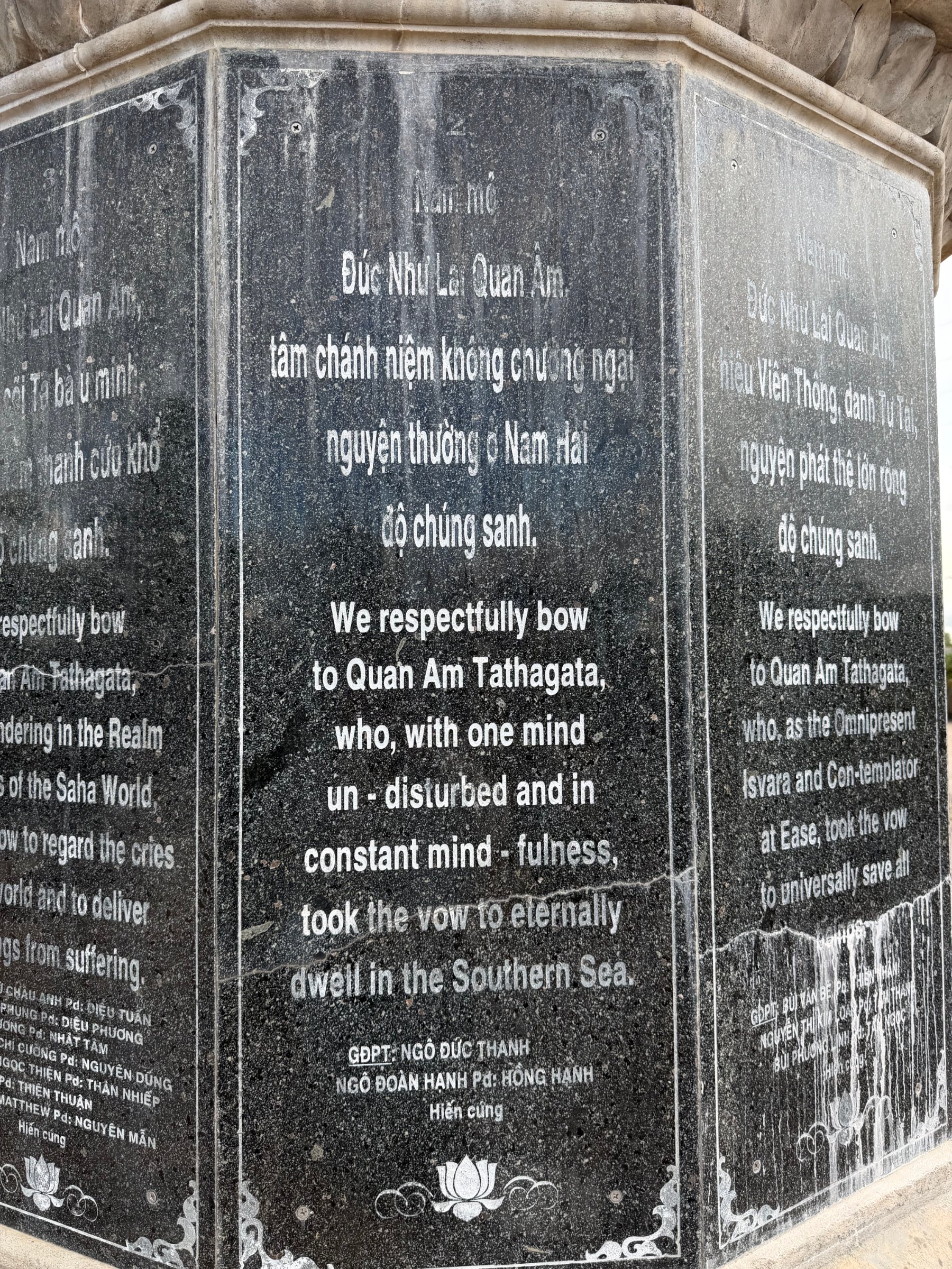 The pedestal of the Quan Âm statue: the face carved with vow 2